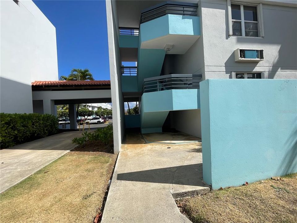 Vendido Recientemente: $239,900 (3 camas, 2 baños, 1217 Pies cuadrados)