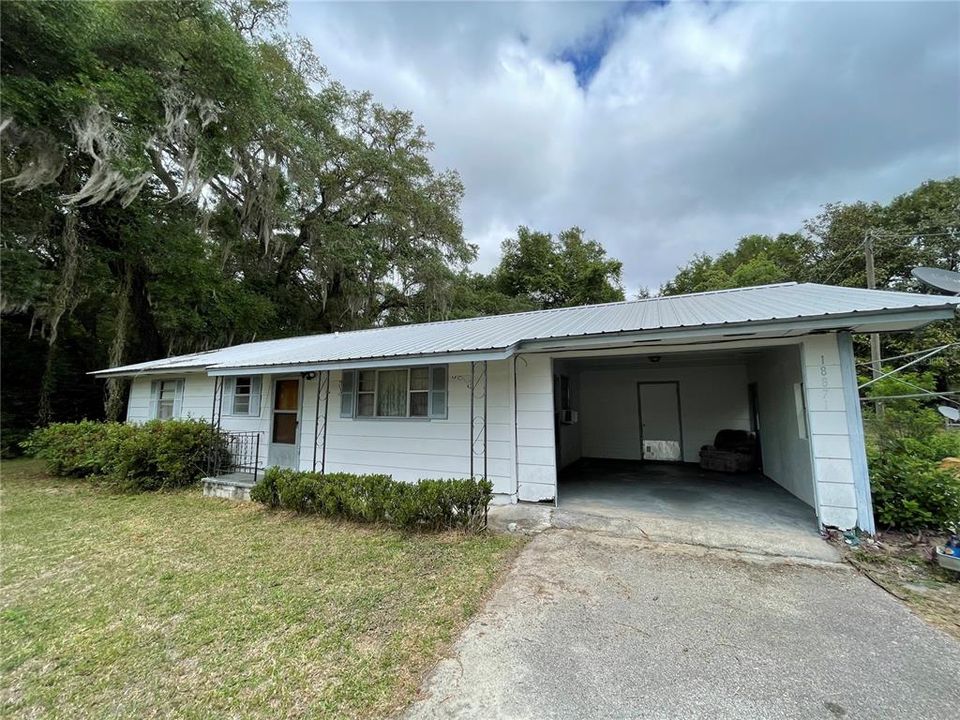 Recently Sold: $149,900 (3 beds, 1 baths, 960 Square Feet)