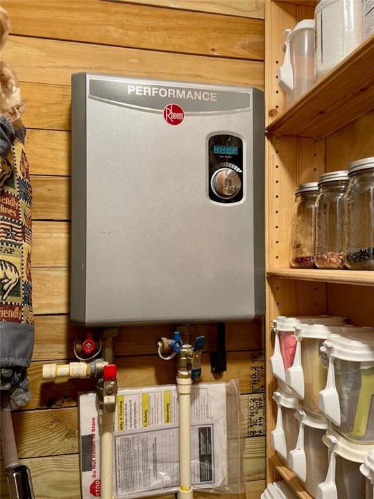 Tankless Hot Water Heater