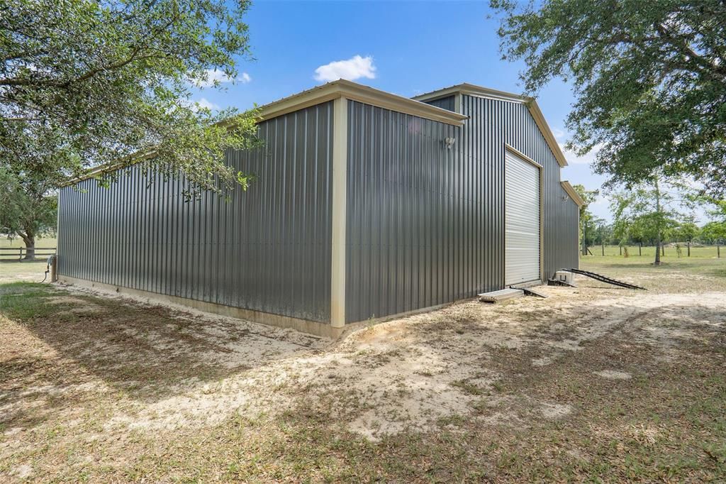 Recently Sold: $650,000 (3 beds, 2 baths, 1800 Square Feet)