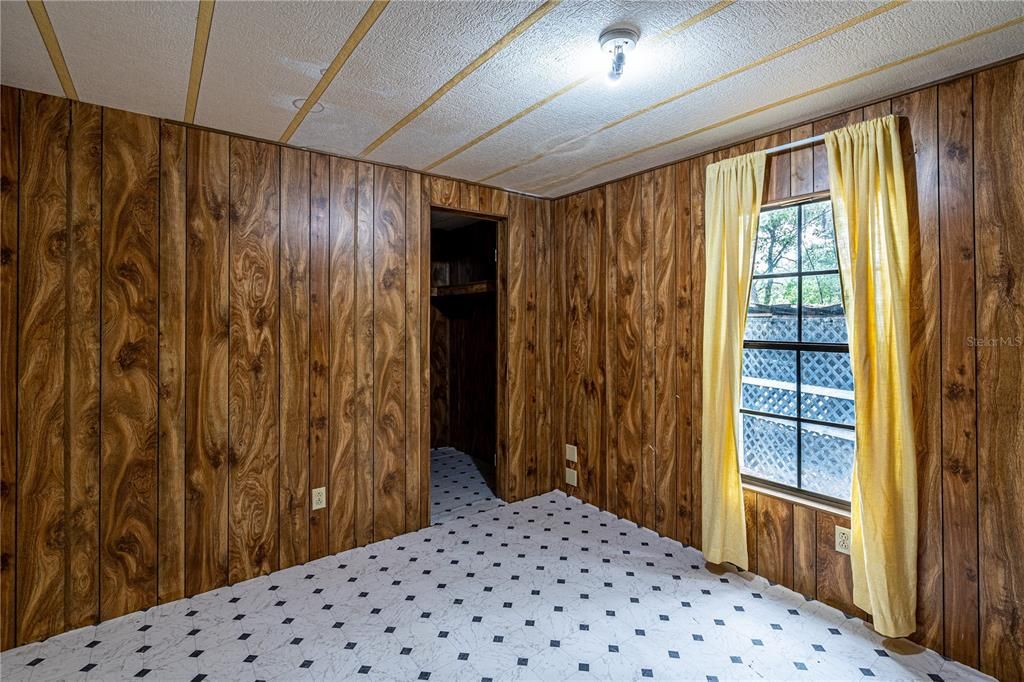 Vendido Recientemente: $105,000 (3 camas, 2 baños, 1344 Pies cuadrados)