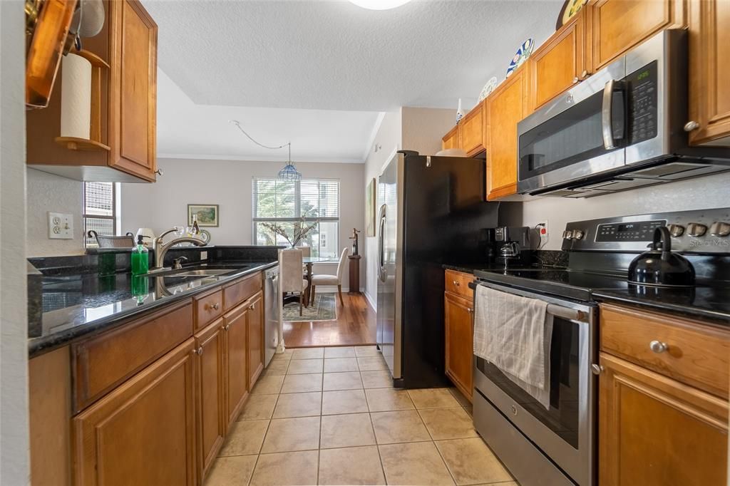 Recently Sold: $815,000 (3 beds, 2 baths, 1332 Square Feet)