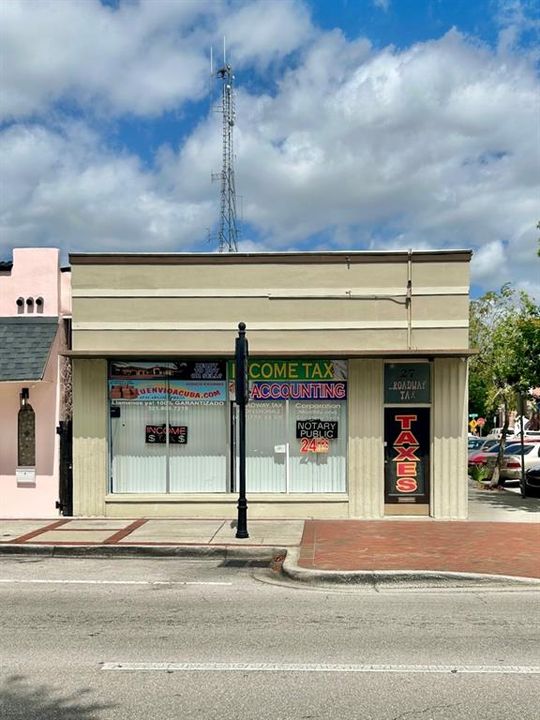 Recently Sold: $335,000 (0 beds, 0 baths, 1800 Square Feet)