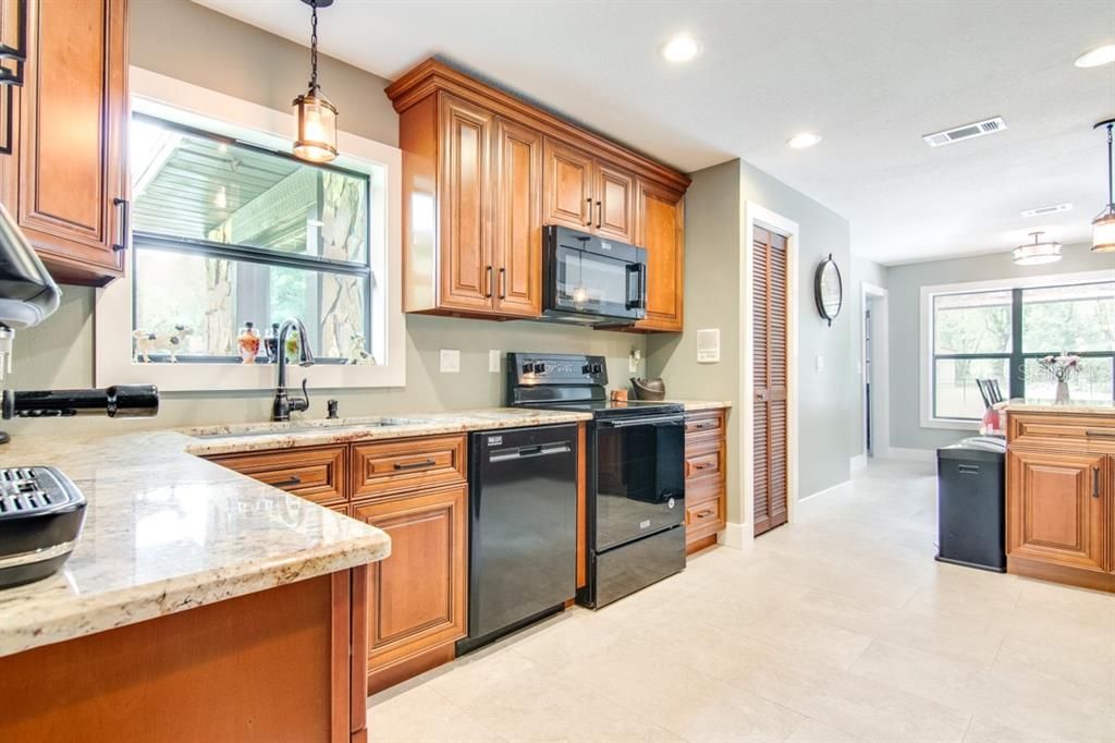 Recently Sold: $695,000 (4 beds, 2 baths, 2425 Square Feet)