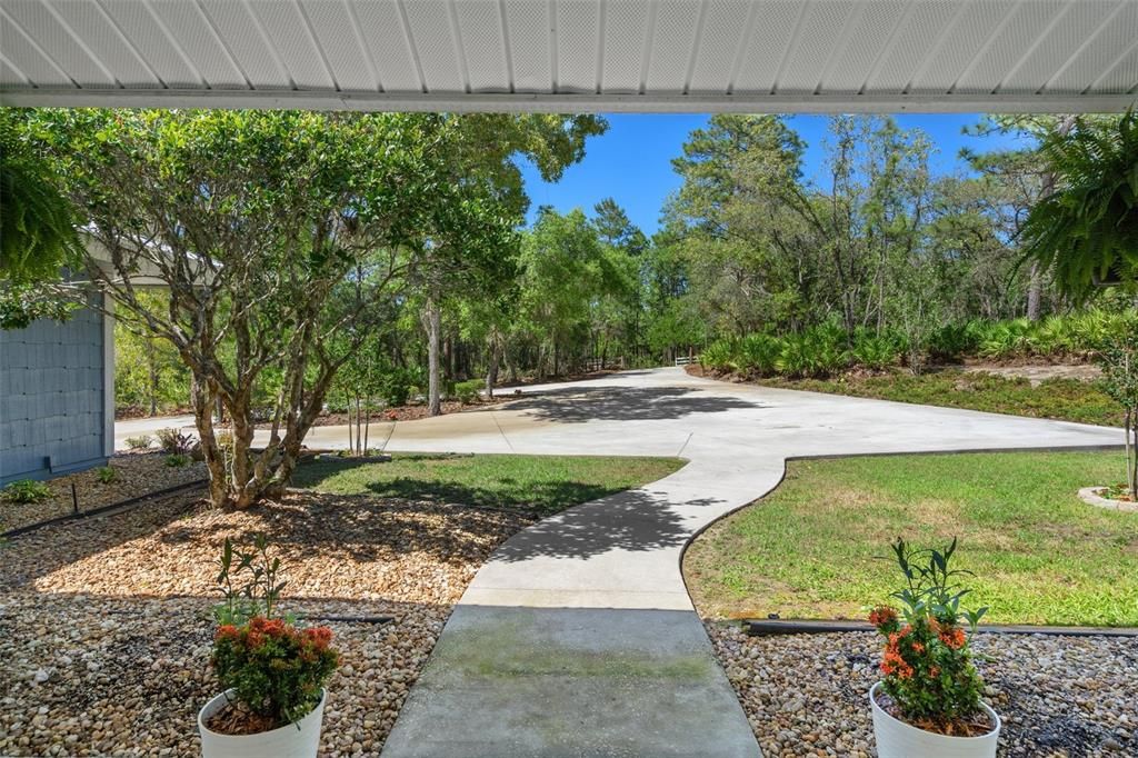 Recently Sold: $650,000 (5 beds, 3 baths, 3009 Square Feet)