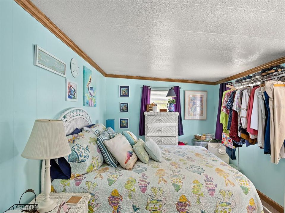 Bonus Room (2nd bedroom)