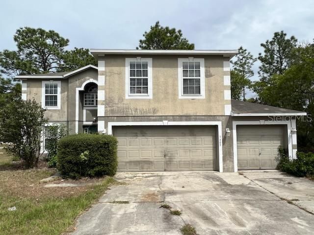 Recently Rented: $2,500 (4 beds, 2 baths, 2968 Square Feet)
