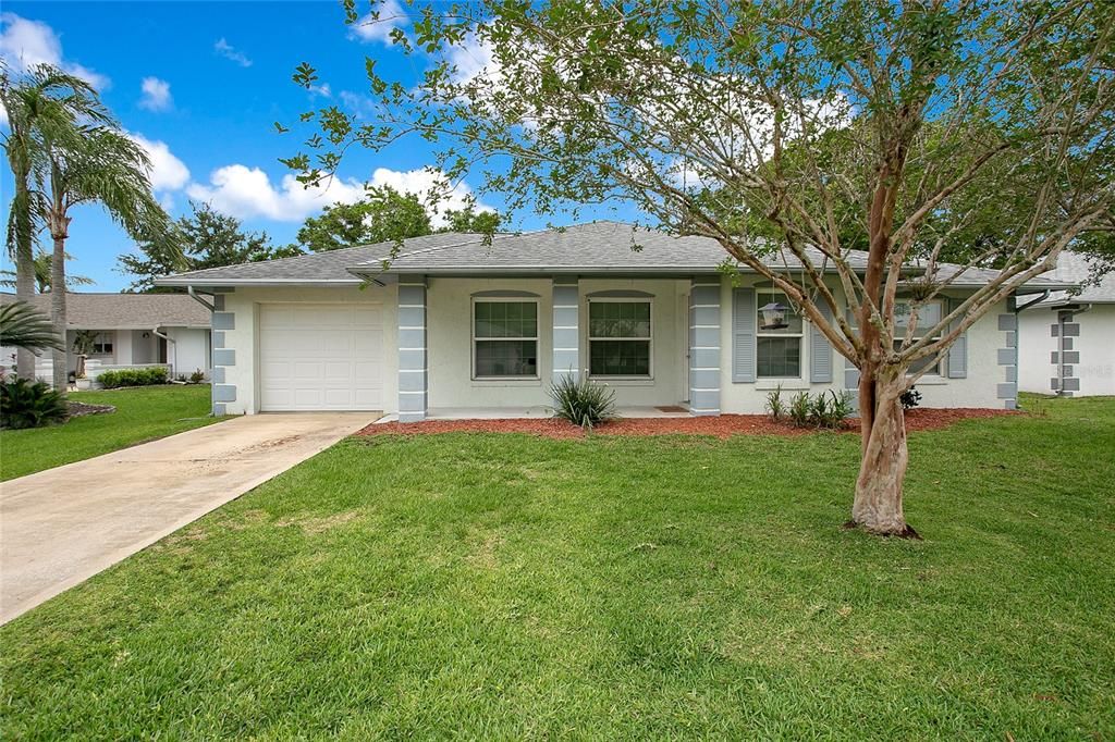 Recently Sold: $360,000 (2 beds, 2 baths, 1064 Square Feet)