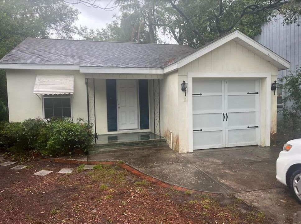 Vendido Recientemente: $235,000 (2 camas, 1 baños, 892 Pies cuadrados)