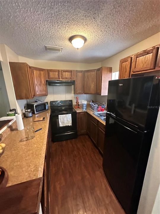 Recently Sold: $108,500 (1 beds, 1 baths, 708 Square Feet)