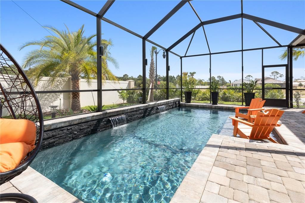 Recently Sold: $929,000 (3 beds, 2 baths, 2020 Square Feet)