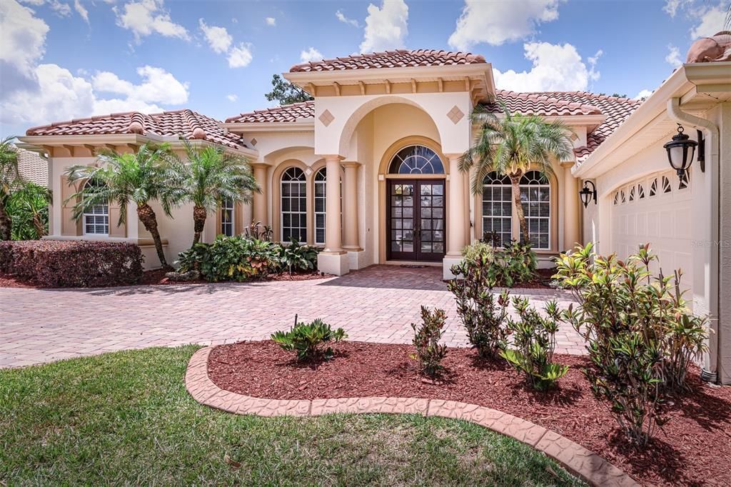 Recently Sold: $850,000 (3 beds, 3 baths, 3298 Square Feet)