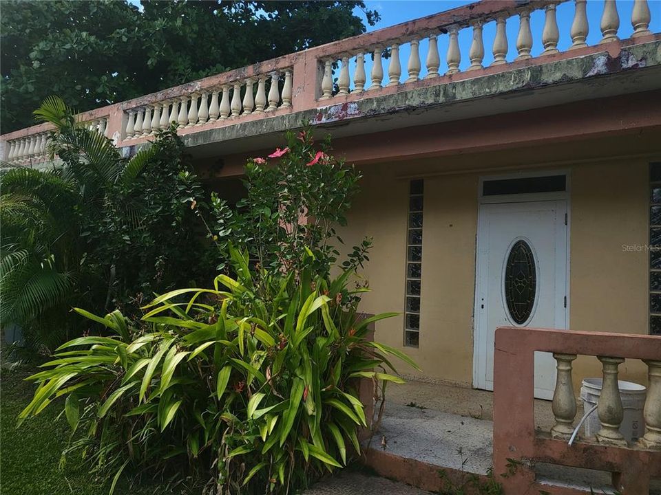 Vendido Recientemente: $235,000 (4 camas, 2 baños, 1386 Pies cuadrados)