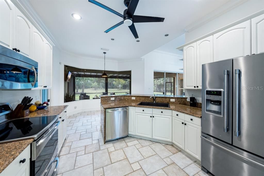 Recently Sold: $815,000 (3 beds, 2 baths, 1964 Square Feet)