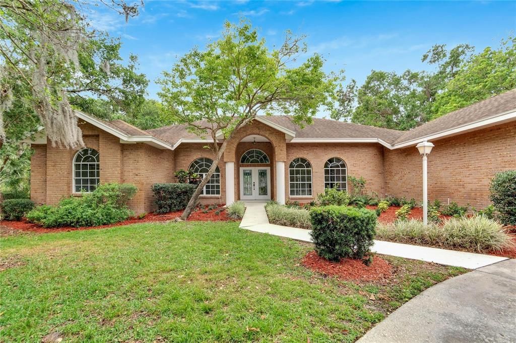 Recently Sold: $639,000 (4 beds, 3 baths, 2902 Square Feet)
