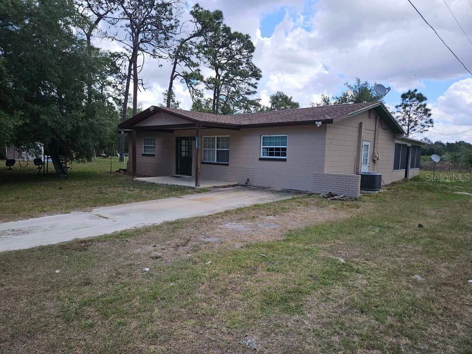 Recently Sold: $149,900 (3 beds, 1 baths, 1144 Square Feet)