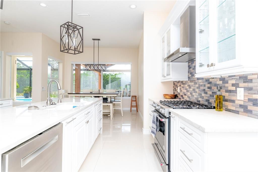 Recently Sold: $2,195,000 (4 beds, 4 baths, 4662 Square Feet)