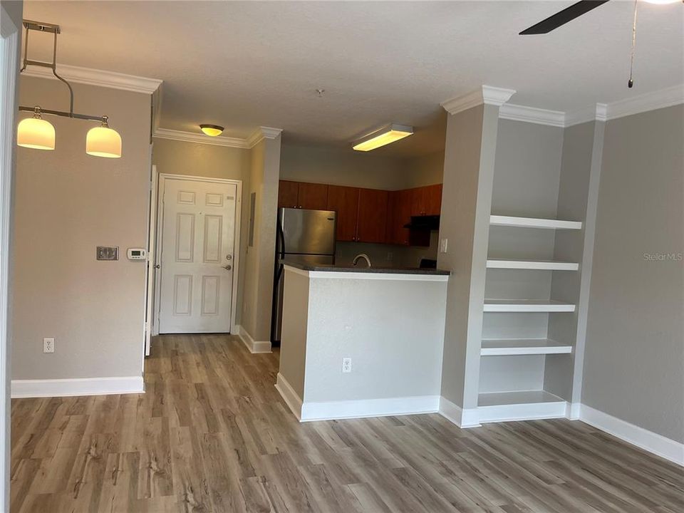 Recently Sold: $209,900 (1 beds, 1 baths, 685 Square Feet)