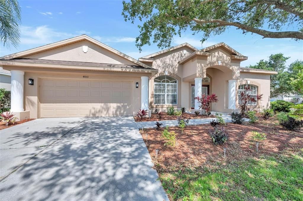 Recently Sold: $520,000 (4 beds, 2 baths, 2236 Square Feet)