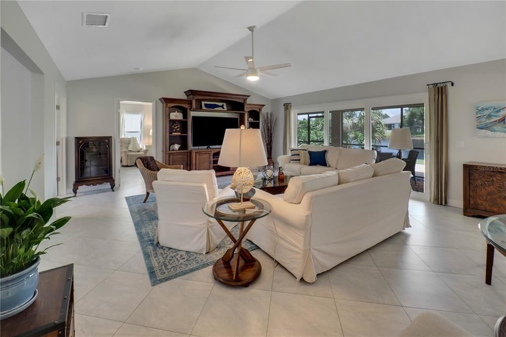 THIS SPACE HAS A FRESH PAINT AND PORCELAIN TILE FLOORS THROUGHOUT......