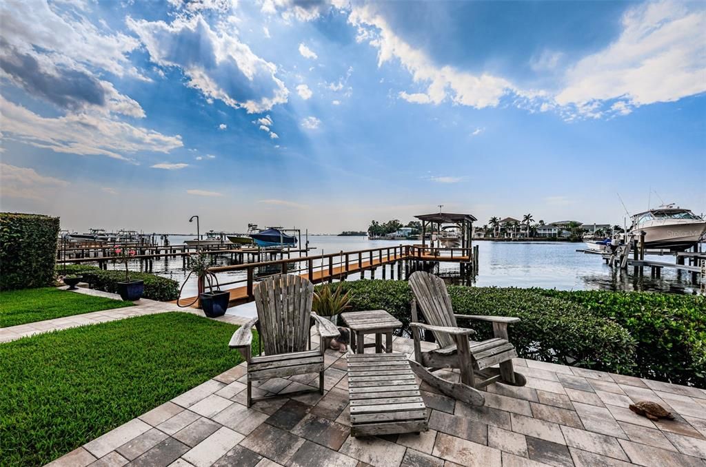 Recently Sold: $2,150,000 (4 beds, 3 baths, 3626 Square Feet)