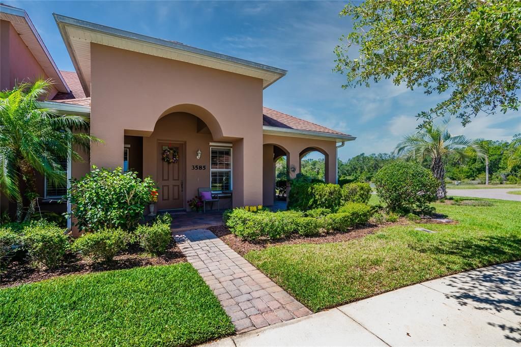 最近售出: $449,900 (3 贝兹, 2 浴室, 1886 平方英尺)