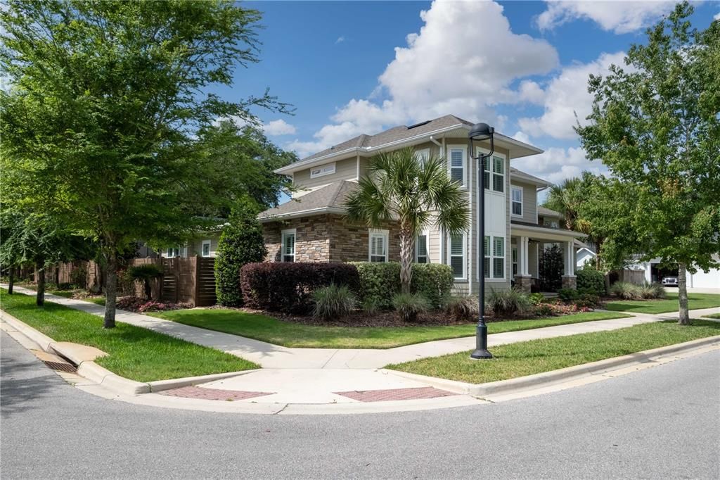 Recently Sold: $1,550,000 (5 beds, 4 baths, 5041 Square Feet)