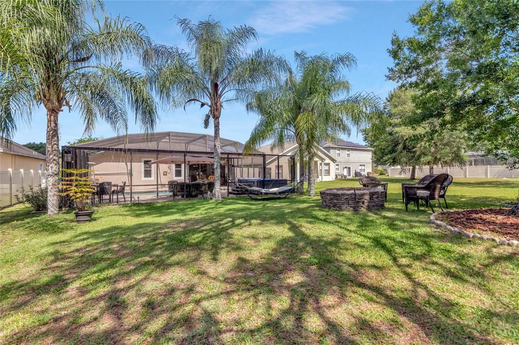 Recently Sold: $439,000 (4 beds, 2 baths, 2053 Square Feet)