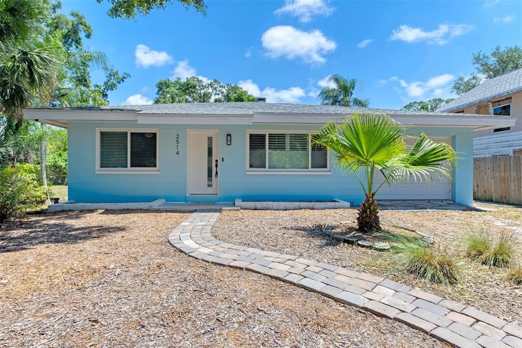 Recently Sold: $550,000 (3 beds, 1 baths, 1145 Square Feet)
