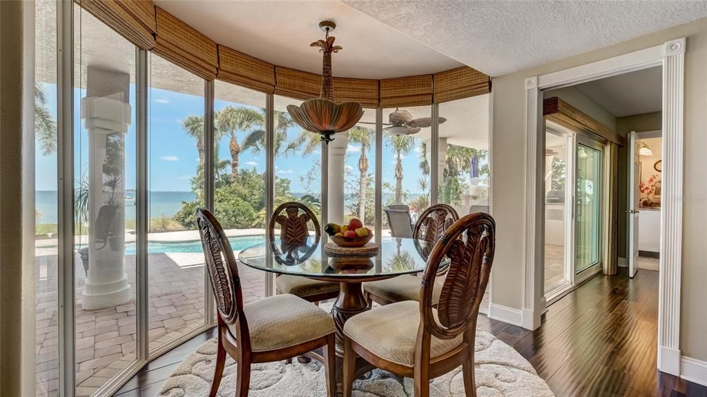 Recently Sold: $2,450,000 (4 beds, 3 baths, 3394 Square Feet)