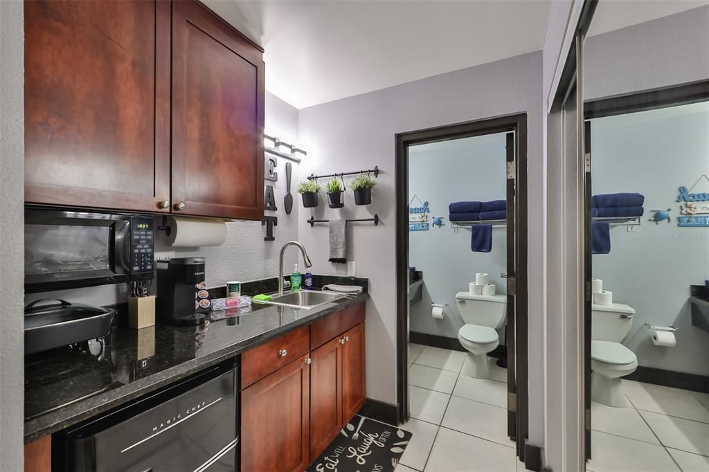 Recently Sold: $180,000 (1 beds, 1 baths, 432 Square Feet)