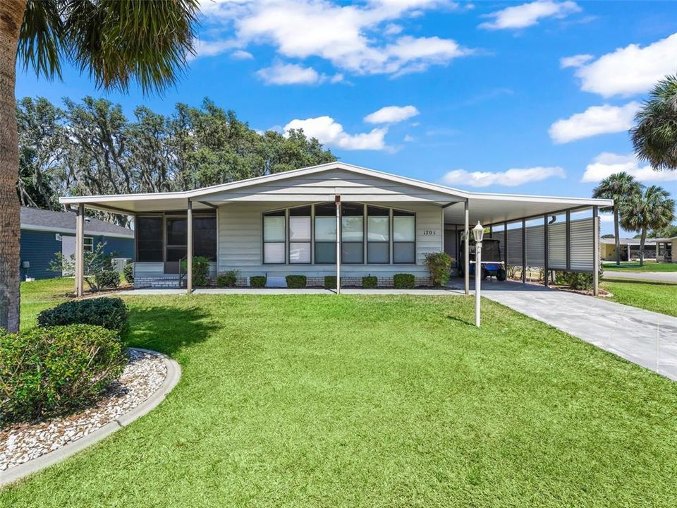 Недавно продано: $234,900 (2 спален, 2 ванн, 1144 Квадратных фут)