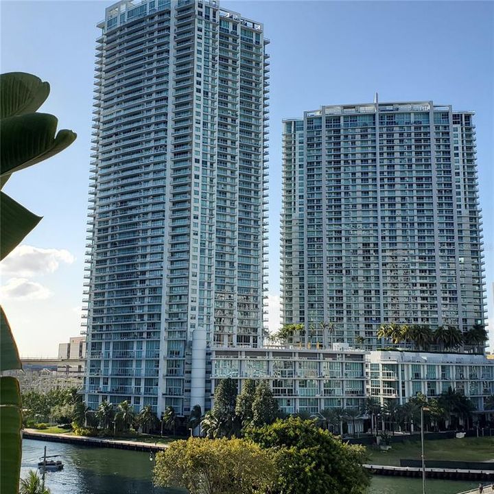 最近售出: $545,000 (2 贝兹, 2 浴室, 1129 平方英尺)