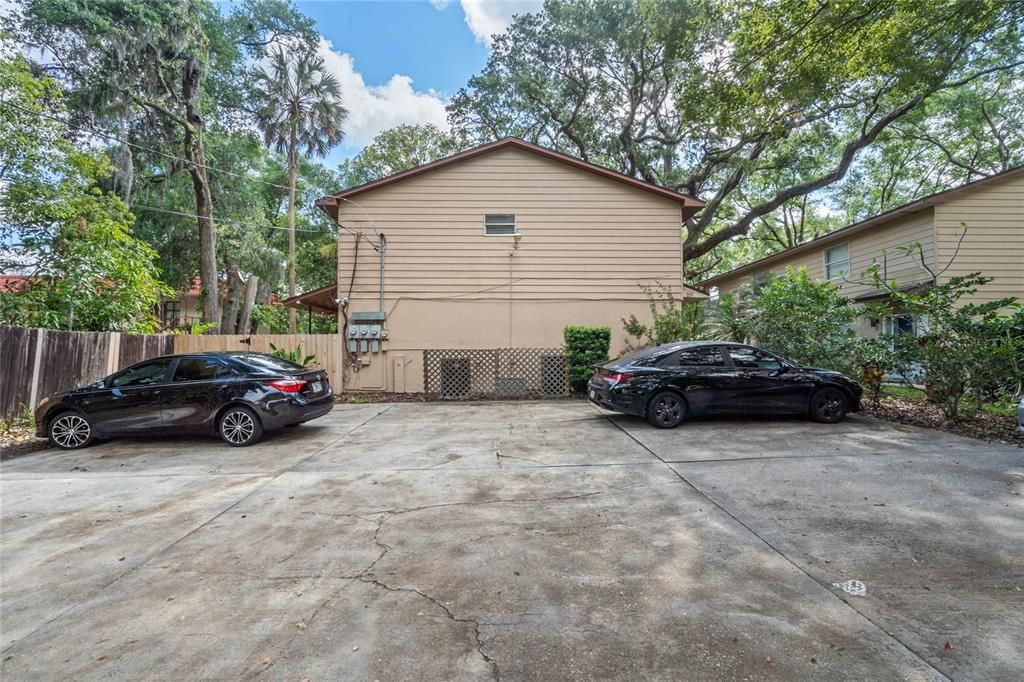 Recently Sold: $875,000 (6 beds, 0 baths, 3295 Square Feet)