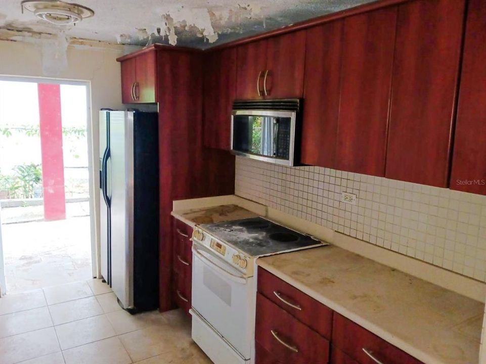 Vendido Recientemente: $75,000 (3 camas, 2 baños, 1030 Pies cuadrados)