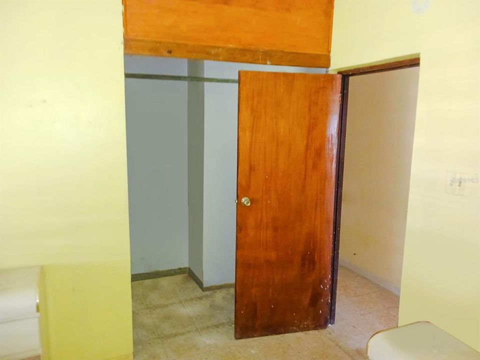 Vendido Recientemente: $35,000 (2 camas, 2 baños, 1031 Pies cuadrados)