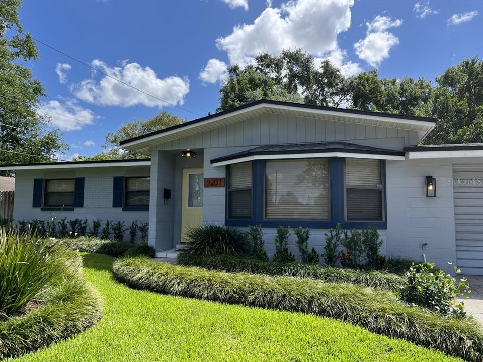 最近租的: $3,700 (3 贝兹, 2 浴室, 1803 平方英尺)