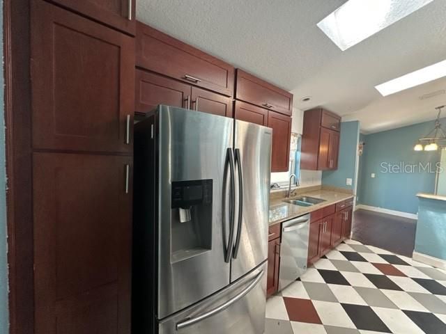 Stainless Steel Appliances!