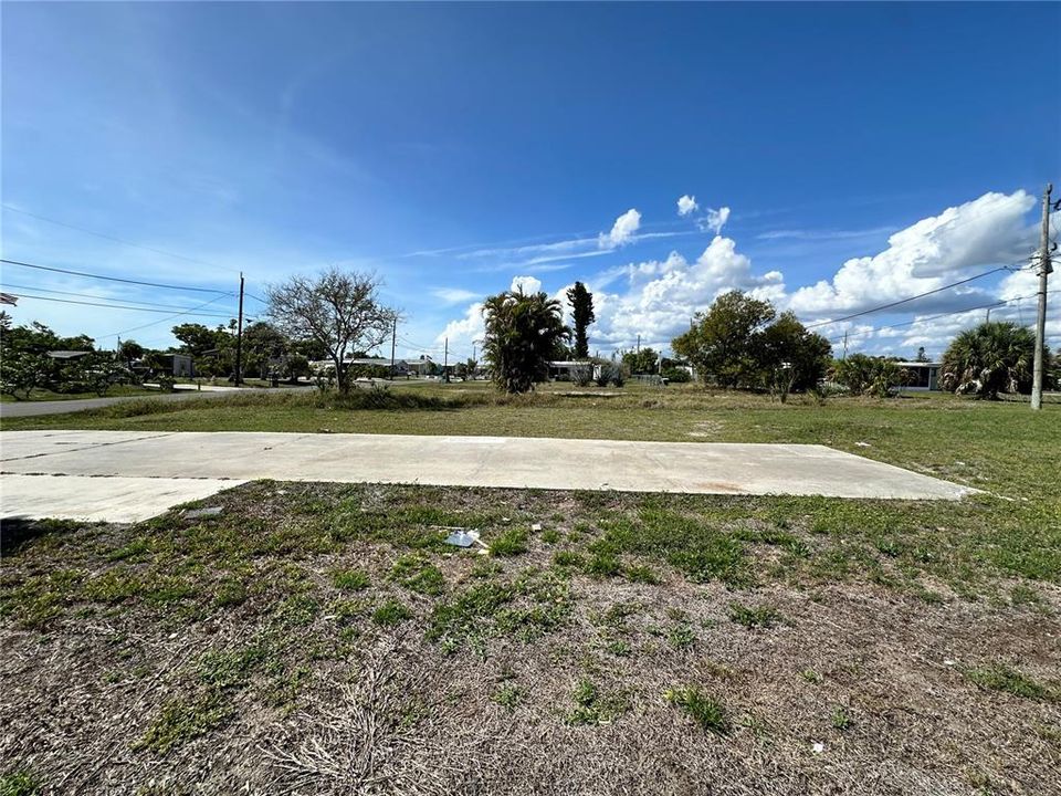 For Sale: $24,000 (0.18 acres)