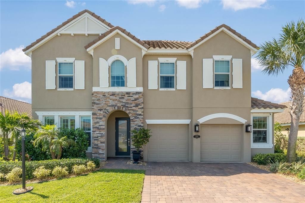 Recently Sold: $969,000 (4 beds, 3 baths, 3432 Square Feet)