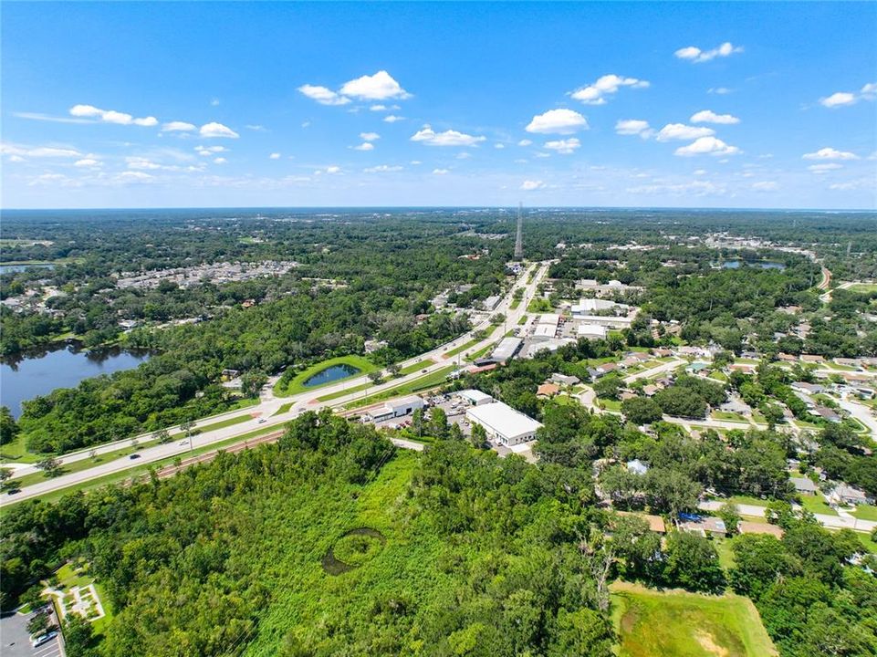 Activo con contrato: $595,000 (5 camas, 3 baños, 2490 Pies cuadrados)