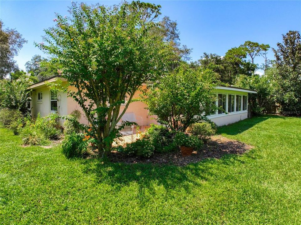 Activo con contrato: $595,000 (5 camas, 3 baños, 2490 Pies cuadrados)