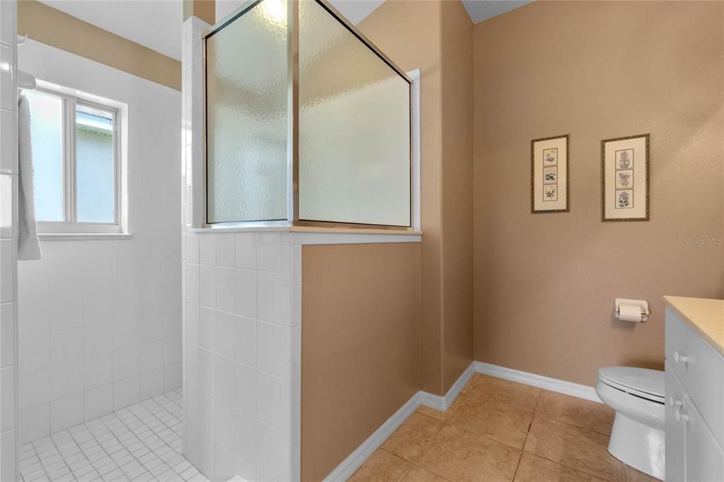 最近售出: $325,000 (3 贝兹, 2 浴室, 1436 平方英尺)