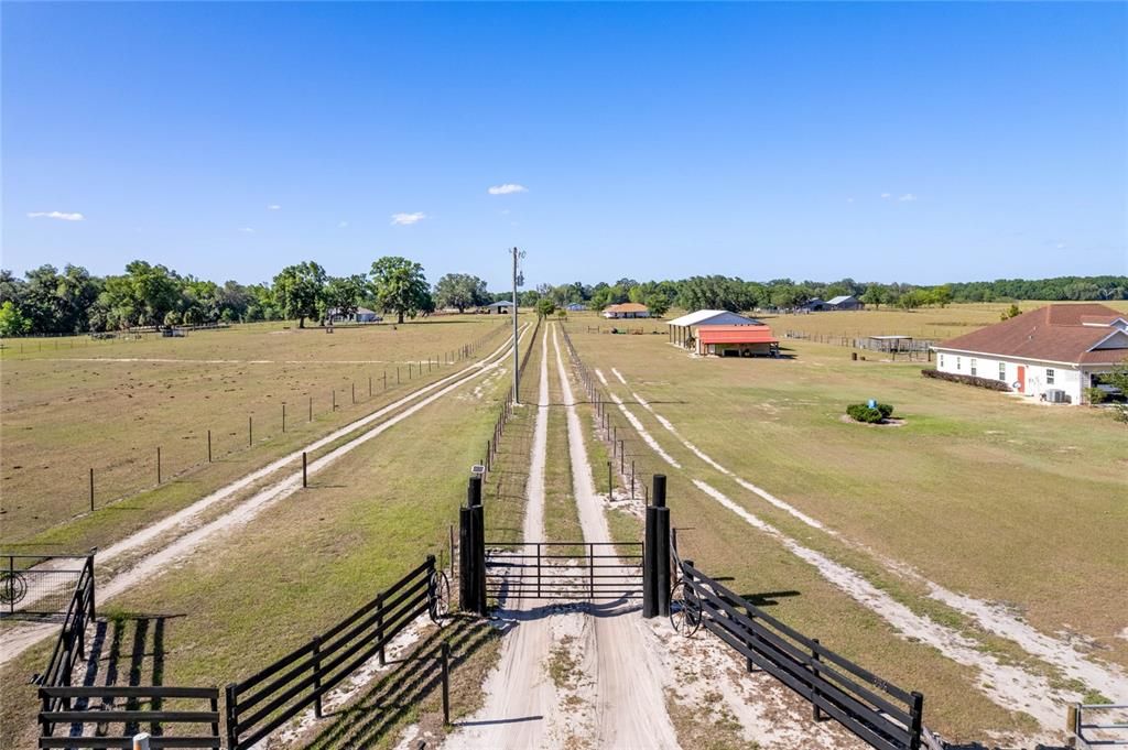 For Sale: $525,000 (4 beds, 2 baths, 1802 Square Feet)