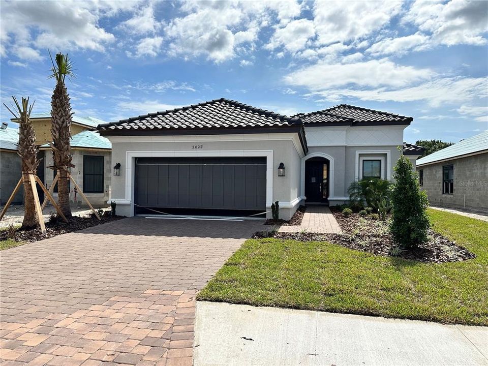 Recently Sold: $600,290 (3 beds, 3 baths, 2100 Square Feet)