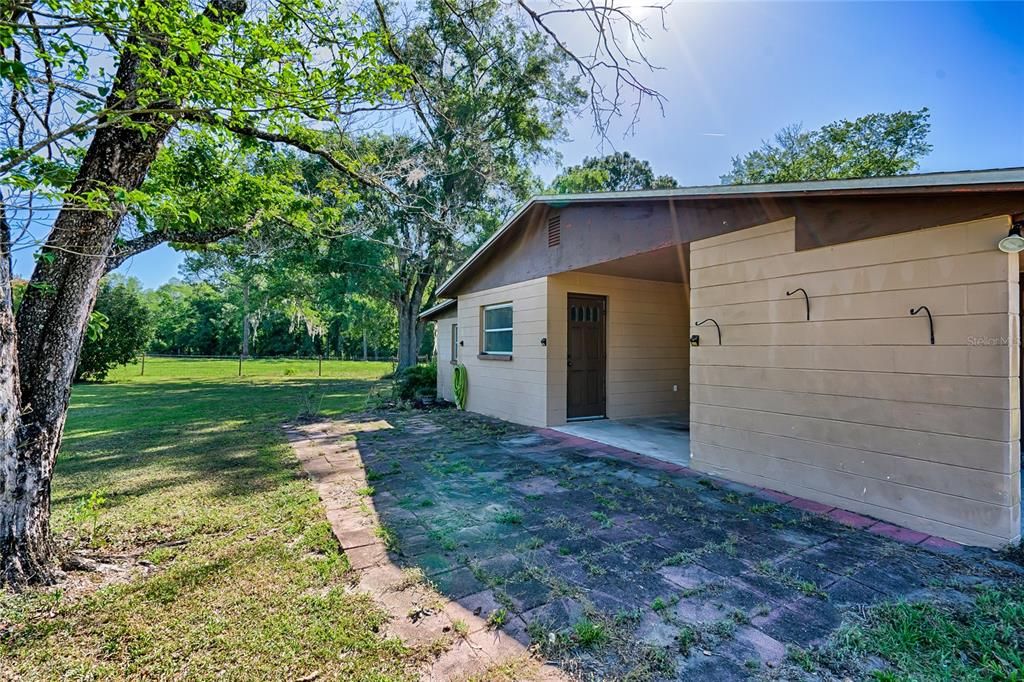 Recently Sold: $289,000 (3 beds, 2 baths, 1491 Square Feet)