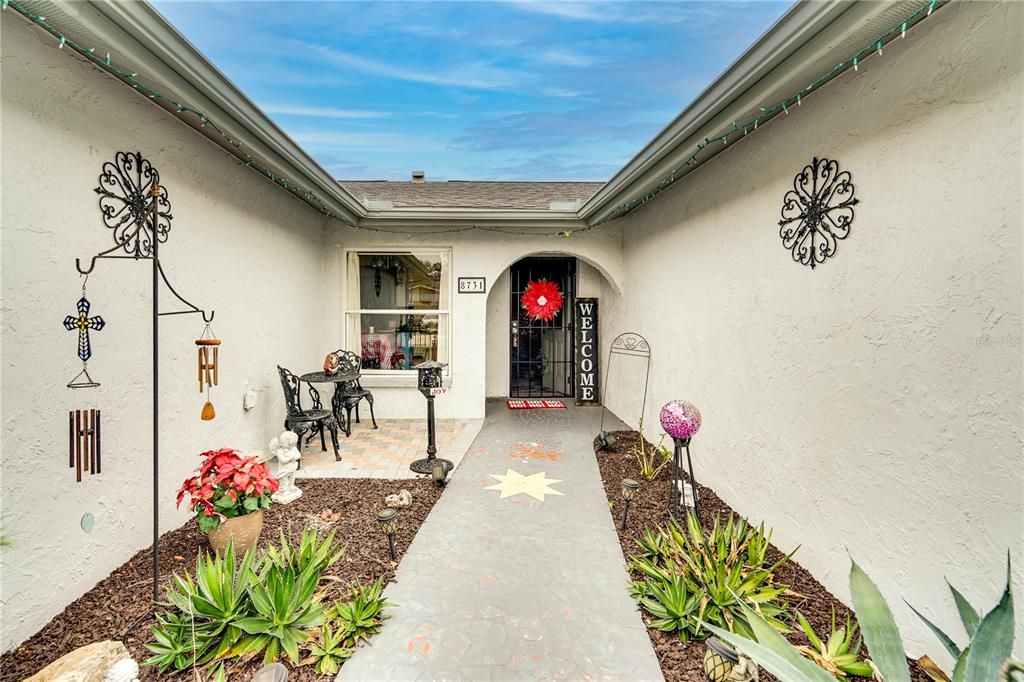 Recently Sold: $329,500 (2 beds, 3 baths, 1828 Square Feet)