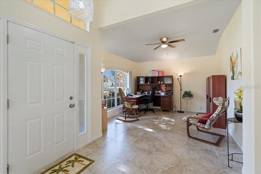 Recently Sold: $432,000 (3 beds, 2 baths, 1792 Square Feet)