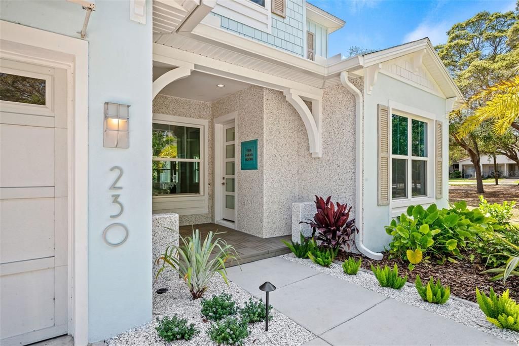 Recently Sold: $1,495,000 (4 beds, 3 baths, 2678 Square Feet)