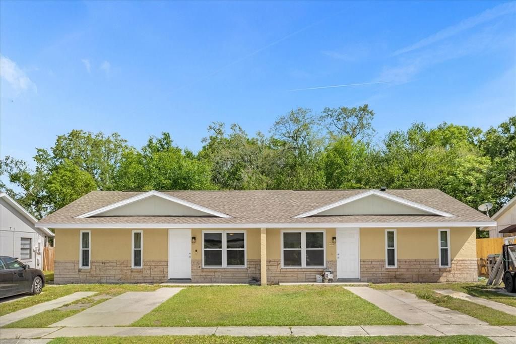 Recently Sold: $275,000 (2 beds, 1 baths, 952 Square Feet)